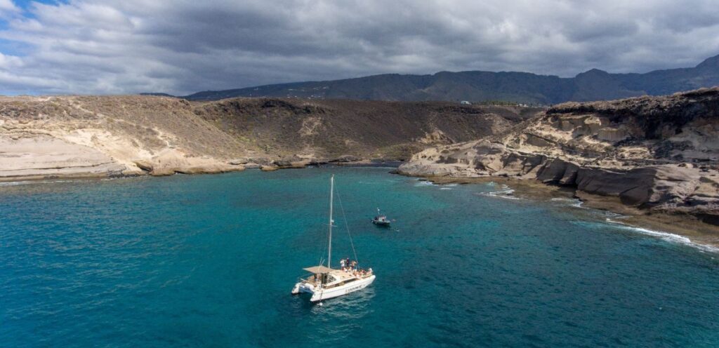 Rejs kameralnym katamaranem na teneryfie